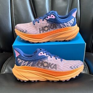 Hoka Women’s Challenger Atr 7 In Wistful Mauve/Cyclamen Size 6B ( regular width)